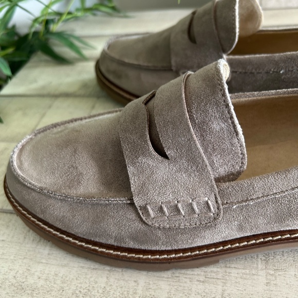 Anne Klein Everly Taupe Fabric Slip On Penny Loafers Women's Size 9.5M - Picture 4 of 14